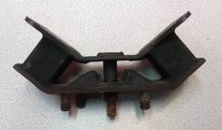 Подушка коробки передач. Subaru Forester, SF9, SG5, SH5 Subaru Legacy, BD5, BD9, BE5, BE9, BEE, BG5, BG9, BGA, BGC, BH5, BH9, BHC, BHE, BL5, BL9, BP5...