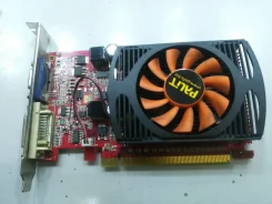 GeForce GT 220 ����