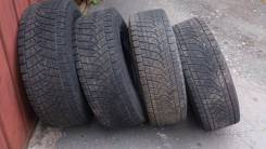 Bridgestone Blizzak DM-Z3. Всесезонные, 2011 год, 30 %, 4 шт