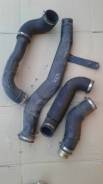 Патрубок интеркулера. Toyota: Mark II Wagon Blit, Crown Majesta, Crown, Verossa, Mark II, Cresta, Progres, Brevis, Chaser Двигатели: 1JZFSE, 1JZGE, 1J...