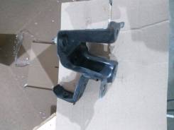 Крепление бампера. Toyota Crown Majesta, JZS155, UZS151, UZS155, UZS157 Двигатели: 1UZFE, 2JZGE