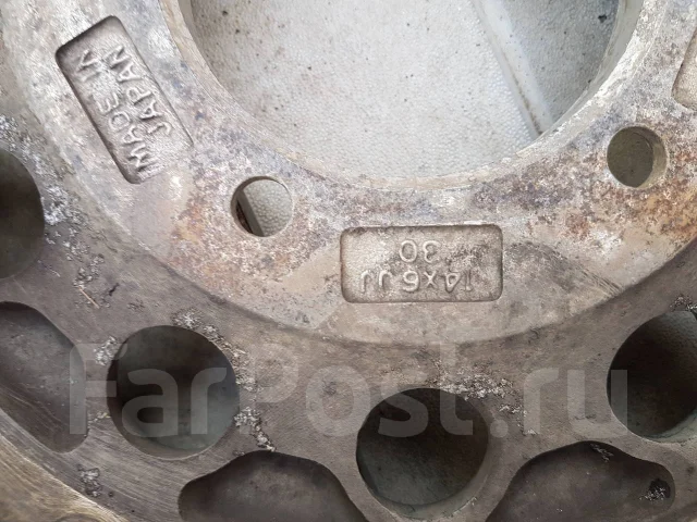 Berg. 6.0x14", 5x139.7, ET30 ����