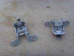 Крепление двери багажника. Honda Jazz Honda Fit, GE6, GE7, GE8, GE9 Honda Life, JC2, JC1 Двигатели: L12B1, L12B2, L13Z1, L13Z2, L15A7, L13A