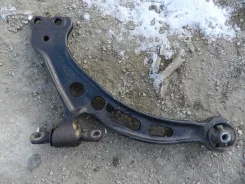 ������ �������� ����� Toyota Harrier MCU15 48068-48010 ����