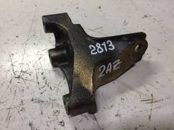 Кронштейн опоры двигателя. Toyota: Harrier, Tarago, Solara, Camry, Previa, Kluger V, Highlander, Alphard, Estima Двигатели: 2AZFE, 1AZFE