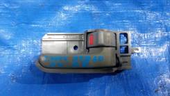 Ручка двери внутренняя. Toyota: Corolla Axio, Voxy, Corolla Fielder, Noah, Corolla Двигатели: 1NZFE, 1ZZFE, 2C, 2NZFE, 3ZZFE, 1AZFSE, 3CE, 1CDFTV, 1ZZ...