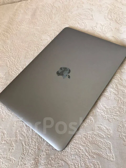 Apple MacBook 12. 12", 1 600����, ��� 8 ��, ���� 512���, WiFi: 1, Bluetooth: 1 ����