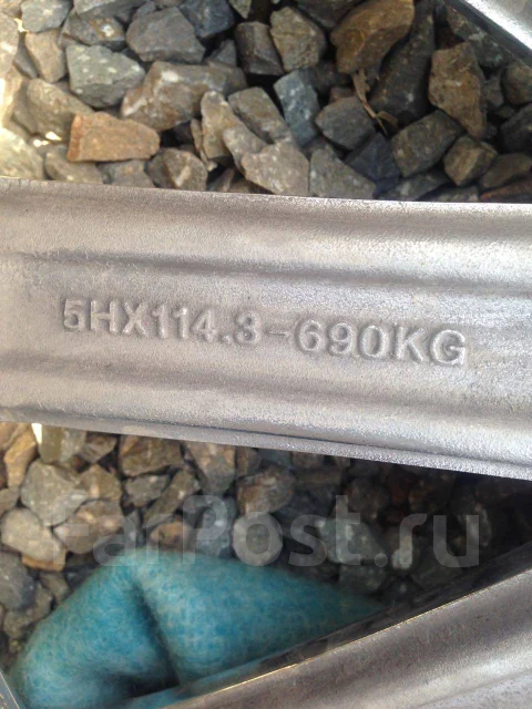 Venerdi. 9.0x19", 5x114.3 ����