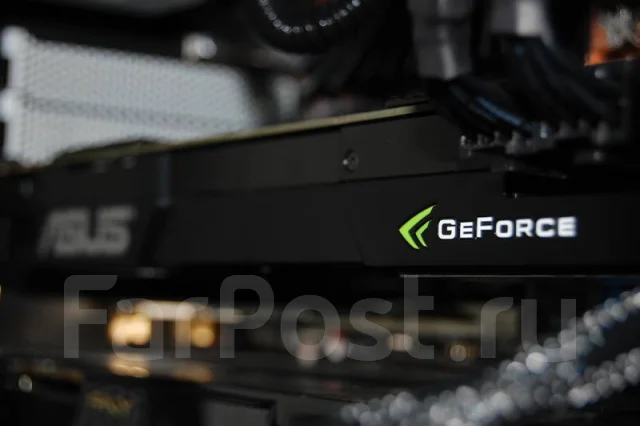 GeForce GTX 590 ����