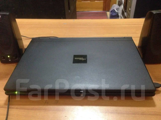 Fujitsu Siemens. 15.6", 2,3����, ��� 2048 ��, WiFi: 1, Bluetooth: 1, ����������� �� 2��. ����