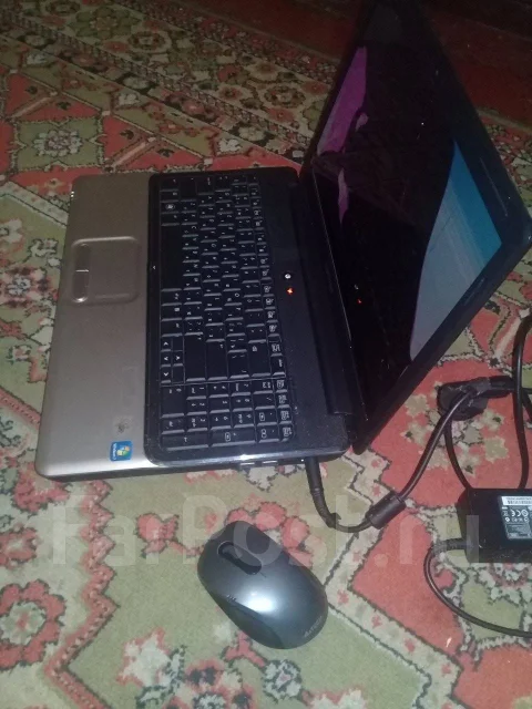 Compaq. WiFi: 1 ����