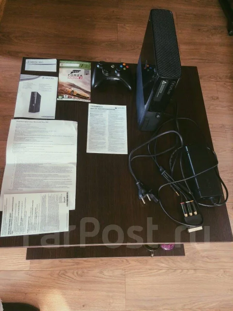Microsoft Xbox 360 E ����