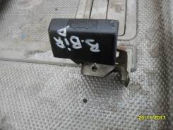 Ручка открывания капота. Nissan Bluebird, ENU14, EU14, HNU14, HU14, QU14, SU14 Nissan Primera Camino, HNP11, HP11, P11, QP11, WHNP11, WHP11, WP11, WQP...