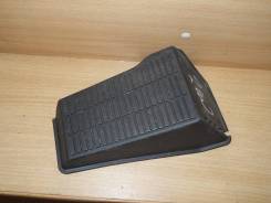 Подставка под ногу. Toyota Premio, AZT240, NZT240, ZZT240, ZZT245 Toyota Allion, AZT240, NZT240, ZZT240, ZZT245 Toyota Voltz, ZZE136, ZZE137, ZZE138 T...