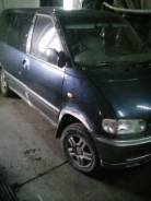 Nissan Serena. KVNC23, CD20