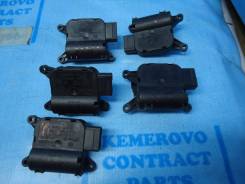 Сервопривод заслонок печки. Audi A4, 8E2, 8E5, 8H7, 8HE Audi RS4 Audi S4, 8E2, 8E5, 8H7, 8HE Двигатели: AKE, ALT, ALZ, AMB, AMM, ASB, ASN, AUK, AVB, A...