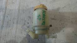 Бачок гидроусилителя руля. Subaru Forester, SG, SG5, SG6, SG69, SG9, SG9L Двигатели: EJ20, EJ201, EJ202, EJ203, EJ204, EJ205, EJ20A, EJ20E, EJ20G, EJ2...
