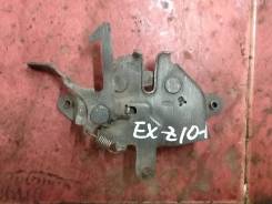 Замок капота. Toyota Raum, EXZ10, EXZ15