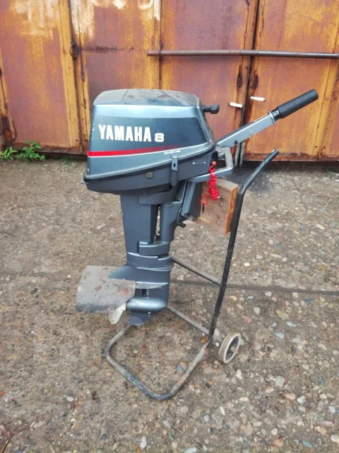 Yamaha. 2000 ���, ����� 3,8��., ��������� ���������, 8��.�., ������ ����