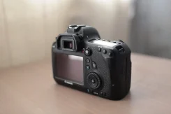 Canon EOS 6D ����