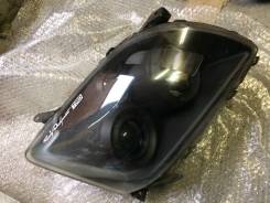 Фара. Toyota Avensis, ADT250, ADT251, AZT250, AZT250L, AZT250W, AZT251, AZT251L, AZT251W, ZZT250, ZZT251, ZZT251L Двигатели: 1ADFTV, 1AZFE, 1AZFSE, 1Z...