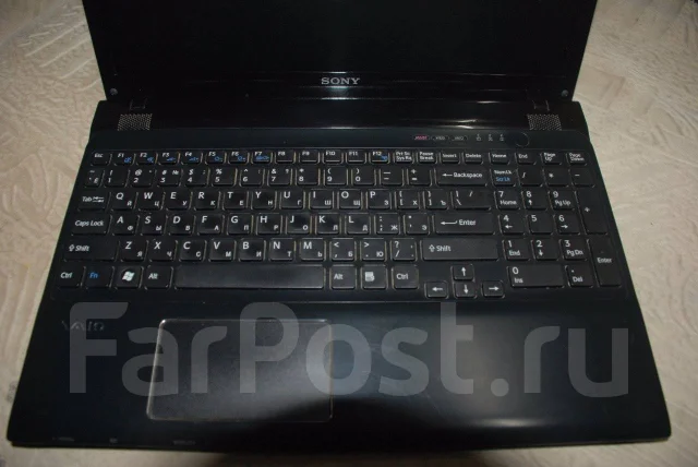 Sony VAIO SVE151D11V. 15.6", 2,3����, ��� 2048 ��, WiFi: 1, Bluetooth: 1, ����������� �� 3��. ����