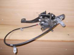 Педаль ручника. Toyota Premio, NZT260, ZRT260, ZRT261, ZRT265 Toyota Allion, NZT260, ZRT260, ZRT261, ZRT265 Двигатели: 1NZFE, 2ZRFAE, 2ZRFE, 3ZRFAE