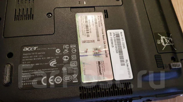 Acer Aspire 1410. 11.6", 1,2����, ��� 2048 ��, ���� 250���, WiFi: 1, Bluetooth: 1, ����������� �� 3��. ����