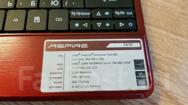 Acer Aspire 1410. 11.6", 1,2����, ��� 2048 ��, ���� 250���, WiFi: 1, Bluetooth: 1, ����������� �� 3��. ����