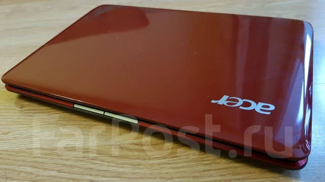 Acer Aspire 1410. 11.6", 1,2����, ��� 2048 ��, ���� 250���, WiFi: 1, Bluetooth: 1, ����������� �� 3��. ����