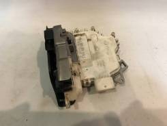 Замок двери. Audi: Q5, Q7, S8, S3, A4 allroad quattro, S5, Q3, S4, RS Q3, A8, S, A5, A4, A3, RS4 Двигатели: AAH, CAEB, CAGA, CAGB, CAHA, CAHB, CALB, C...