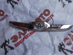Накладка крышки багажника. Toyota Ractis, NCP100, NCP105, SCP100 Двигатели: 1NZFE, 2SZFE