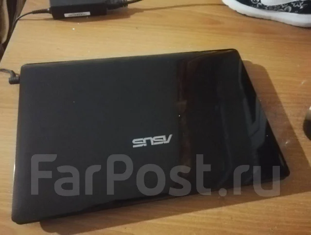 Asus X53U. 15.6", ��� 2048 ��, ���� 320���, WiFi: 1, Bluetooth: 1, ����������� �� 4��. ����