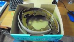 Колодки тормозные. Mazda J100, SD29MF, SD2ATF, SD5ATF, SDEATF, SR2AMF, SR2AVF, SR5AMF, SR5AVF, SREAVF, SRSAVF Mazda Bongo Brawny, SD, SD29M, SD29T, SD...