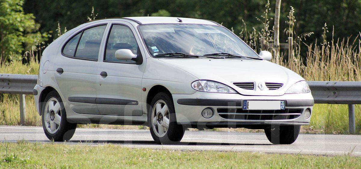 Меган 1 фото. Рено Меган 1.9. Рено Меган 1 au4. Renault Laguna b56l. Рено Меган седан Классик 1,9 дизель 1998 года технические.