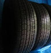 Dunlop Graspic DS3. Зимние, без шипов, 2014 год, 30 %, 2 шт