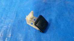 Ручка открывания капота. Toyota: Corsa, Corona, Corolla II, RAV4, Camry, Tercel, Carina E, Carina ED, Raum, Corona Exiv, Chaser, Vista, Celica, Carina...