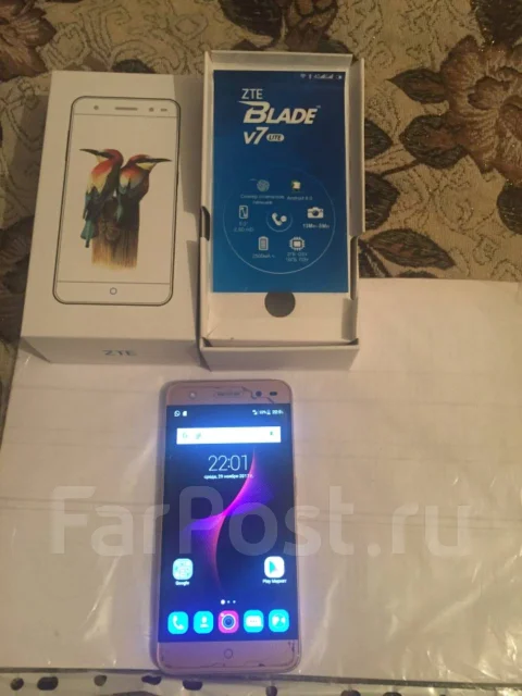 ZTE Blade V7 Lite. �/� ����