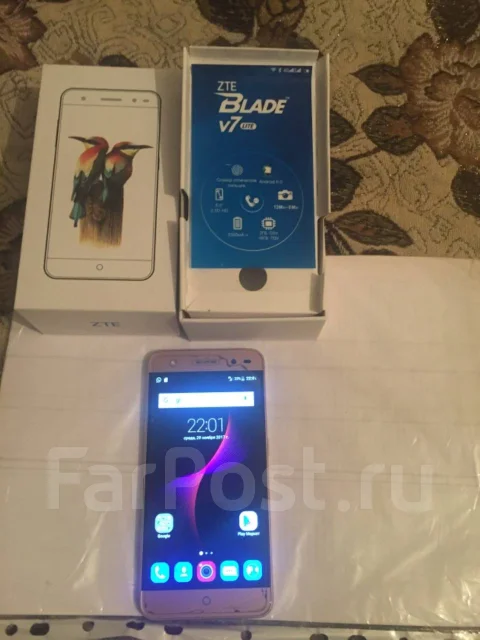 ZTE Blade V7 Lite. �/� ����