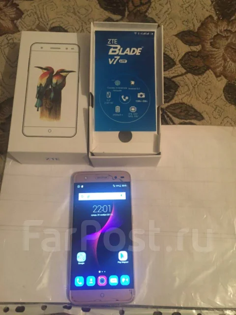 ZTE Blade V7 Lite. �/� ����