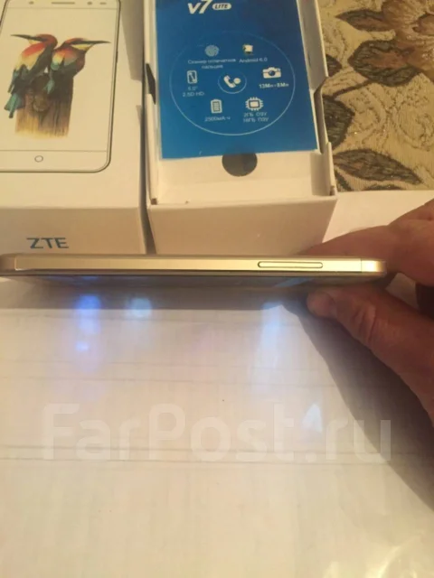 ZTE Blade V7 Lite. �/� ����