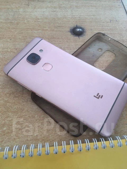 LeEco [LeTV] Le Max 2 X820. �/� ����