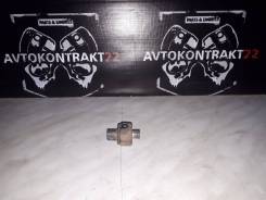 Датчик детонации. Toyota: Windom, Corona, Cressida, Lite Ace, Crown, Scepter, Ipsum, Camry Gracia, Avensis, Town Ace Noah, Opa, Estima, Vista, Carina...