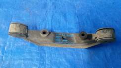 Подушка моста. Toyota: Carina, Vista, Corona, Caldina, Camry Двигатели: 2C, 2CT, 3SFE, 3CT, 3SGE