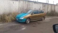 Mitsubishi Space Star ����