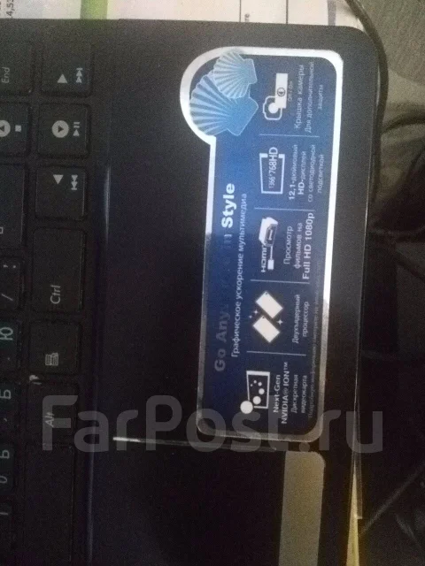 Asus Eee PC 1215N. 12", 1,8����, ��� 2048 ��, ���� 500���, WiFi: 1, Bluetooth: 1, ����������� �� 1��. ����