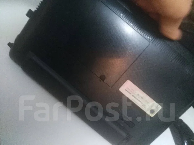 Asus Eee PC 1215N. 12", 1,8����, ��� 2048 ��, ���� 500���, WiFi: 1, Bluetooth: 1, ����������� �� 1��. ����