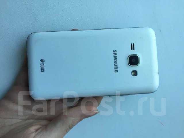 Samsung Galaxy J1. �/� ����