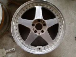 Veilside. 8.5/10.0x18", 4x114.3, 5x114.3, ET37/40, �� 70,3���. ����