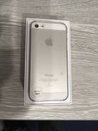 Apple iPhone 5. Б/у, 64 Гб